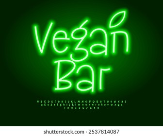 Vector Neon signboard Vegan Bar. Fuente brillante verde. Conjunto de letras y números de alfabeto eléctrico