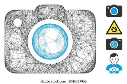 Vektornetzfotokamera. Geometrisches Flachnetz mit geschlüpften Schlachtkörpern, hergestellt aus Fotokamerasymbol, entworfen aus Schnittlinien. Es werden einige Bonussymbole hinzugefügt.