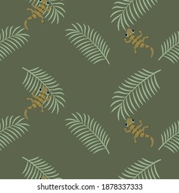 Vector palm leaves and gecko seamless pattern