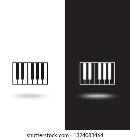 Vector piano icon on black and white background