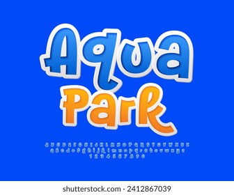 Blootipo vectorial juguetón Aqua Park. Fuente azul divertida. Letras y números de alfabeto manuscritos brillantes.