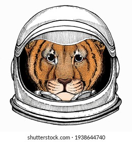 Vector portait of small baby lion head, face. Safari animal. Astronaut animal. Vector portrait. Cosmos and Spaceman. Space illustration about travel to the moon. Funny science hand drawn illustration.
