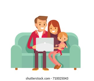 Familie auf dem Sofa mit Laptop