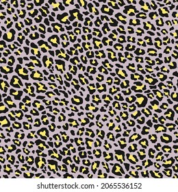vector print yellow leopard. seamless print of leopard skin. pattern of animal skins for clothing or print. feline family