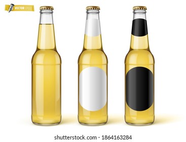 Botellas vectoriales realistas de cerveza sobre fondo blanco