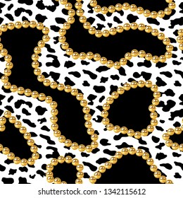 Vector Realistic isolated golden beads necklace and Leopard seamless pattern. Animal print. Vector background.animal skin, tiger stripes, abstract pattern, Gold pearls seamless