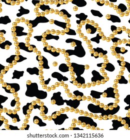 Vector Realistic isolated golden beads necklace and Leopard seamless pattern. Animal print. Vector background.animal skin, tiger stripes, abstract pattern, Gold pearls seamless