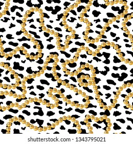 Vector Realistic isolated golden beads necklace and Leopard seamless pattern. Animal print. Vector background.animal skin, tiger stripes, abstract pattern, Gold pearls seamless