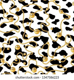 Vector Realistic isolated golden chain necklace and Leopard seamless pattern. Animal print. Vector background.animal skin, tiger stripes, abstract pattern, Gold pearls seamless.