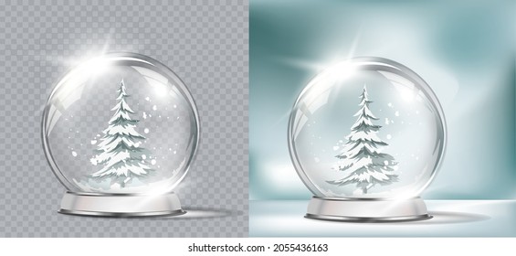 Verdadero globo transparente realista y árbol de Navidad en un fondo abstracto claro. Decoración navideña.  Esfera de vidrio y cristales translúcidos brillantes

