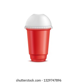 Vector red plastic cup with lid. Disposable beverage for party, takeaway drinks or outdoor picknics, barbecue. Empty juice, smoothie, icecream, water or alcohol container, hot coffee, tea cup mockup