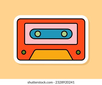 Pegatina de casete de audio vectorial retro aislada en fondo amarillo. Icono de dibujos animados estilo años 70 con contorno blanco