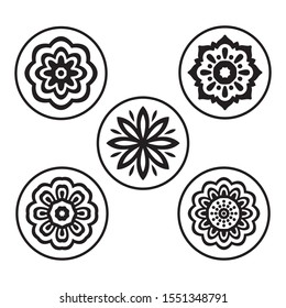 Vector round ethnic ornaments, Flower Mandala. Vintage decorative elements. Oriental pattern, vector illustration. .
