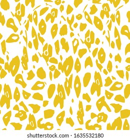 Vector seamless animal pattern. Vector animal print pattern.