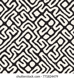 Vector Seamless Black And White Rounded Irregular Maze Pattern. Abstract Hand Drawn Geometric Background