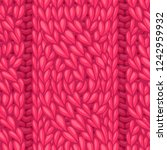 Vector seamless cable stitch pattern. Six-Stitch cable (C6F) and Four-Stitch cable (C4F), left-twisting. Vector high detailed rope cables. Hand-drawn pink cotton knitwear.