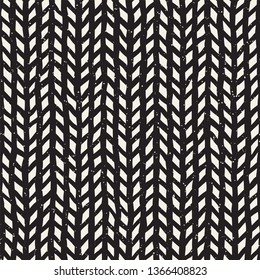 Vector seamless geometric pattern. Hand drawn abstract background. Doodle zigzag lines texture.