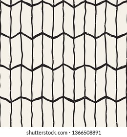 Vector seamless geometric pattern. Hand drawn abstract background. Doodle crossing lines texture.