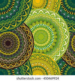 Vector seamless pattern with abstract ornament. Round mandala pattern for printing on fabric or paper. Ornamental doodle background.