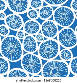 Vector seamless pattern. Blue and white organic rounds. Stylish structure of natural cells. Hand drawn abstract background.