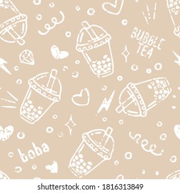 Vector seamless pattern with bubble tea in plastic cups and doodles. Popular drink with tapioca pearls. Chalk texture