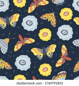 Patrón vectorial sin fisuras con mariposas, polillas y flores. Impresión de decoración para patrones de superficie, envoltura, papel pintado, tela. Fondo de primavera.