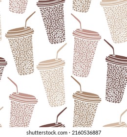 Vector seamless pattern with coffee to go cups with drinking straws and coffee beans inside. Beige and white repeatable background.