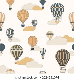 Patrón vectorial sin fisuras con diferentes tonalidades de globos de aire caliente y nubes. Ilustración pintada a mano para papel de pared para habitación infantil, cortinas, textura, papel envolvente, textiles, tela, decoración.