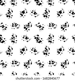 Vector seamless pattern with dry brush prints/ Hand drawn texture/ Abstract background in black and white