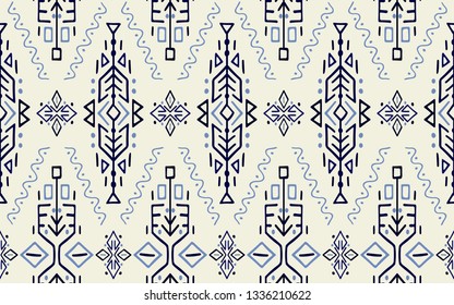 Vector Seamless Pattern in Ethnic Style. Trendy hand drawn boho tile. Creative tribal endless ornament, perfect for textile design, wrapping paper, wallpaper or site background.