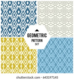 Vector seamless pattern. Geometric background with rhombus and nodes. Abstract geometric pattern. Golden texture.Seamless geometric pattern.