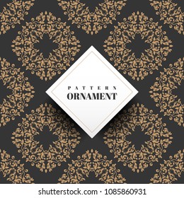 Vector seamless pattern with golden ornament