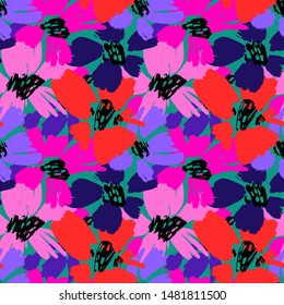 Vector seamless pattern with hand drawing wild flowers, colorful botanical illustration, floral elements, hand drawn repeatable background. Artistic backdrop.