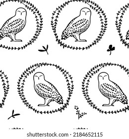 Vector seamless pattern with hand drawn gorgeous snowy owl in floral winter wreath. Ink drawing, decorative graphic style. Beautiful animal design elements, perfect for prints and patterns
