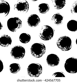 Vector seamless pattern with hand drawn circle.  Abstract pattern in black and white  color. Vector endless texture on isolated white background.