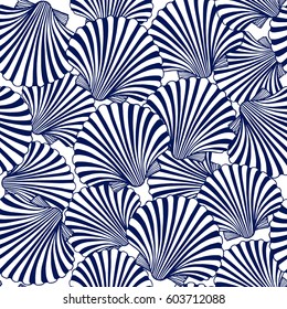 Vector seamless pattern with hand drawn scallop seashells. Beautiful marine design elements, perfect for prints and patterns.