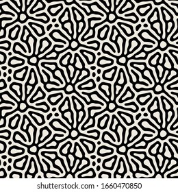 Vector seamless pattern. Modern floral texture. Hand drawn abstract background. Handmade print with daisies. Stylized floral swatch. Contemporary graphic design.