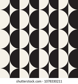 Vector seamless pattern. Modern stylish abstract texture. Repeating geometric tiles from striped elements
