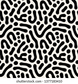 Vector seamless pattern. Modern stylish texture with smooth natural grid. Repeating abstract  tileable background. Compound organic shapes. Trendy surface design. Can be used as swatch in Illustrator.