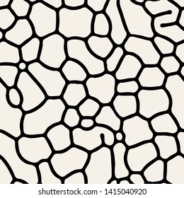 Vector seamless pattern. Modern stylish texture with smooth natural maze. Repeating abstract  tileable background. Compound organic shapes. Trendy surface design.