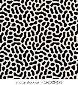 Vector seamless pattern. Monochrome organic shapes. Stylish structure of natural cells. Hand drawn abstract background.