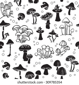 Vector seamless pattern of mushroom and toadstools