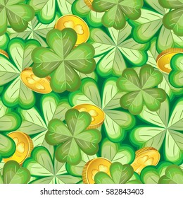 Vector seamless pattern of naturalistic shamrocks and gold coins