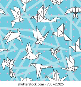 Vector seamless pattern with origami paper birds. Polygonal seamless pattern with birds.Pattern for fabric, baby clothes, background, textile, wrapping paper and other decoration.