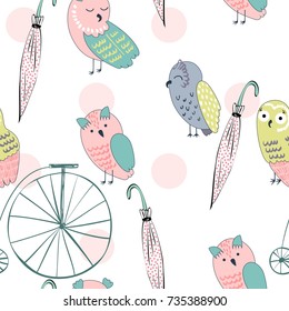 Vector seamless pattern with owls. Hand drawn illustration.