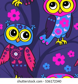 Vector seamless pattern with owls on a tree with flowers. Pink and violet.