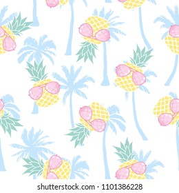 Vector Seamless Pattern with Pineapples, fruit, summer, texture, print, yellow food design decoration fabric