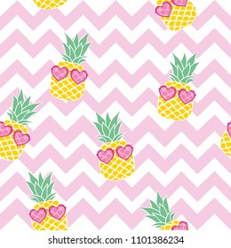 Vector Seamless Pattern with Pineapples, fruit, summer, texture, print, yellow food design decoration fabric