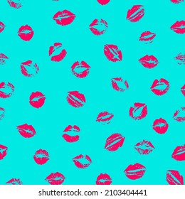 Patrón vectorial sin fisuras de labios rojos besándose al azar esparcidos en un fondo azul pastel.
