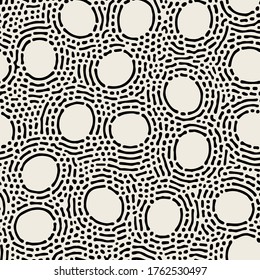 Vector seamless pattern. Repeating smooth natural grid. Monochrome organic structure. Stylish smooth bold concentric rings and circles.